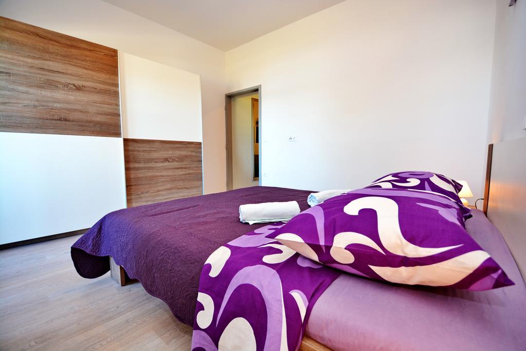 Apartments Clara Nin Luaran gambar